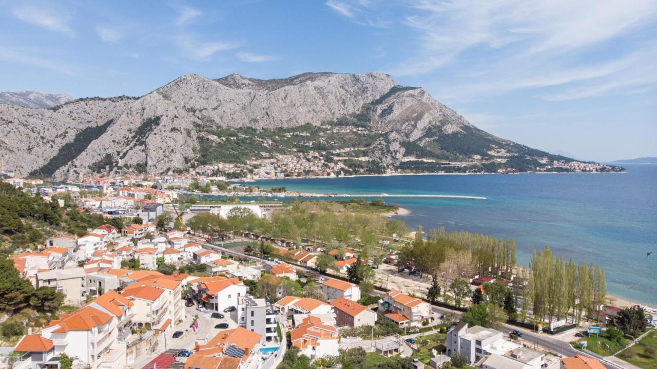 Villa Kebeo Duće Buitenkant foto