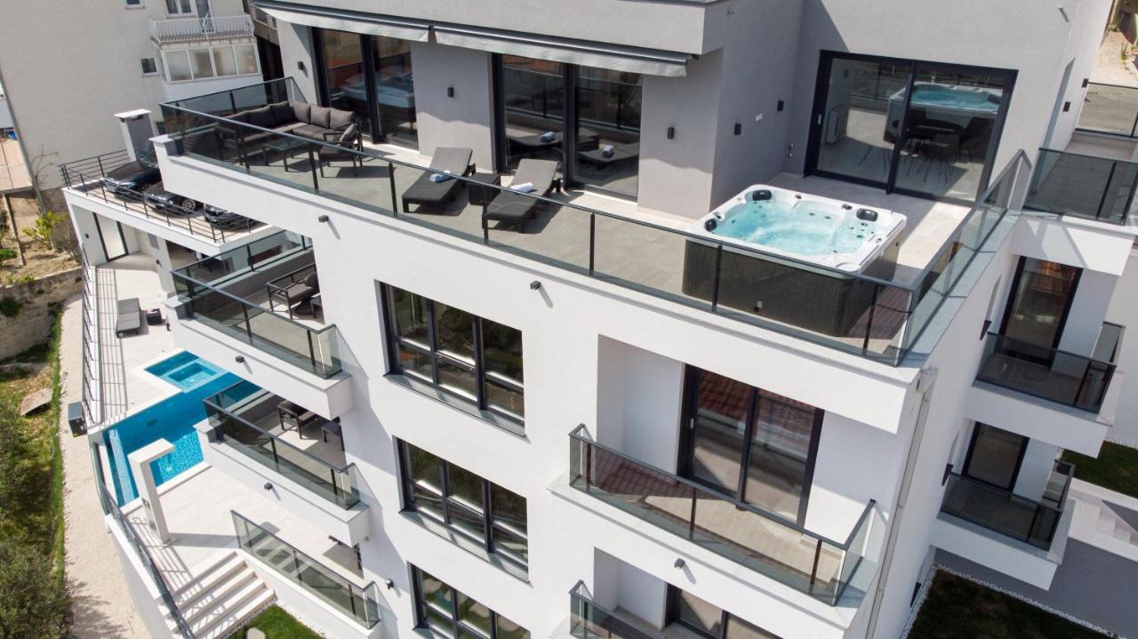Villa Kebeo Duće Buitenkant foto