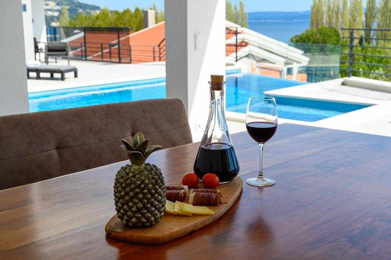 Villa Kebeo Duće Buitenkant foto