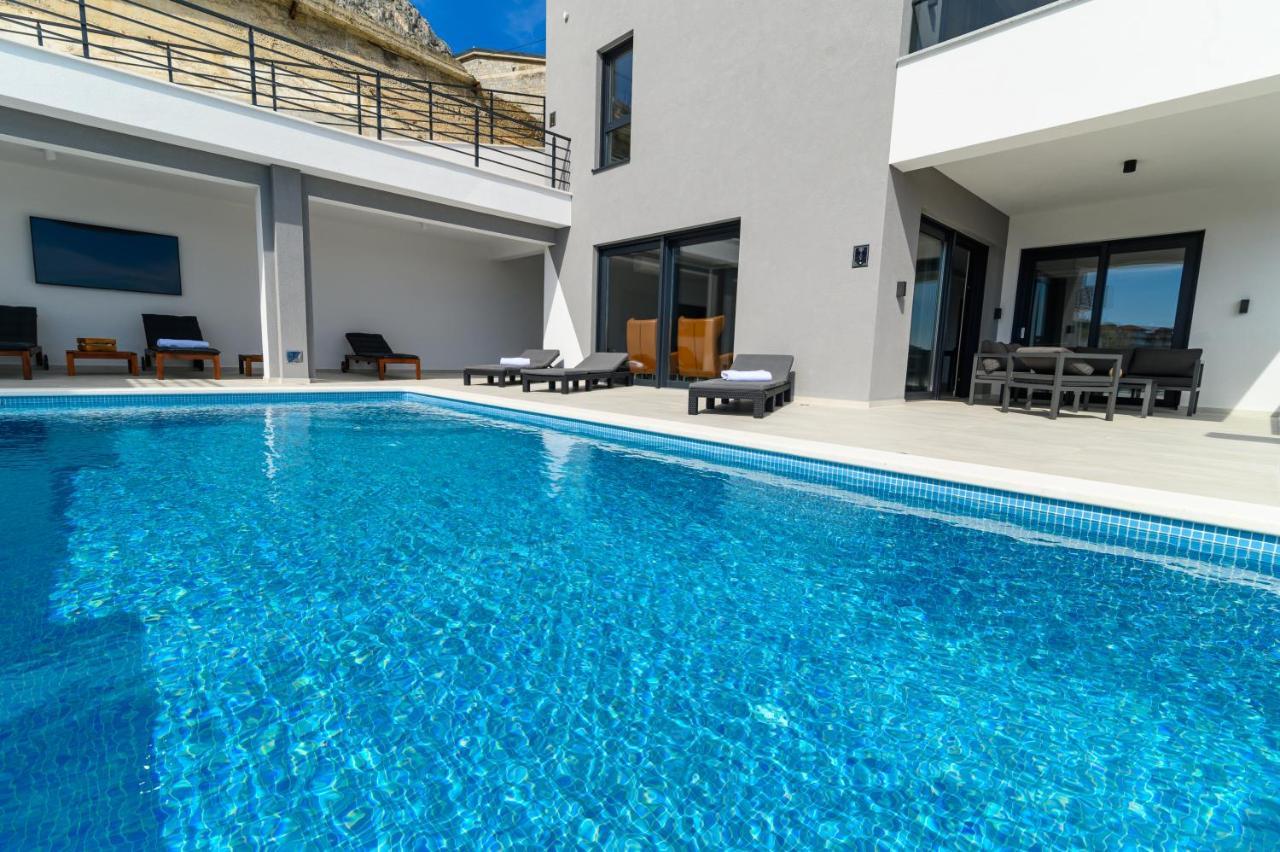 Villa Kebeo Duće Buitenkant foto